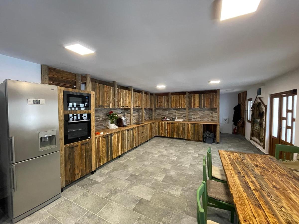 Pensiunea Vis Alpin Belis Exterior photo